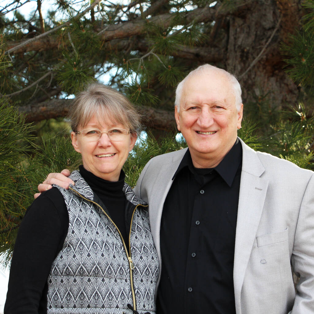 Steve & Holly Niphakis OMF (U.S.) Partner Hub & Donations